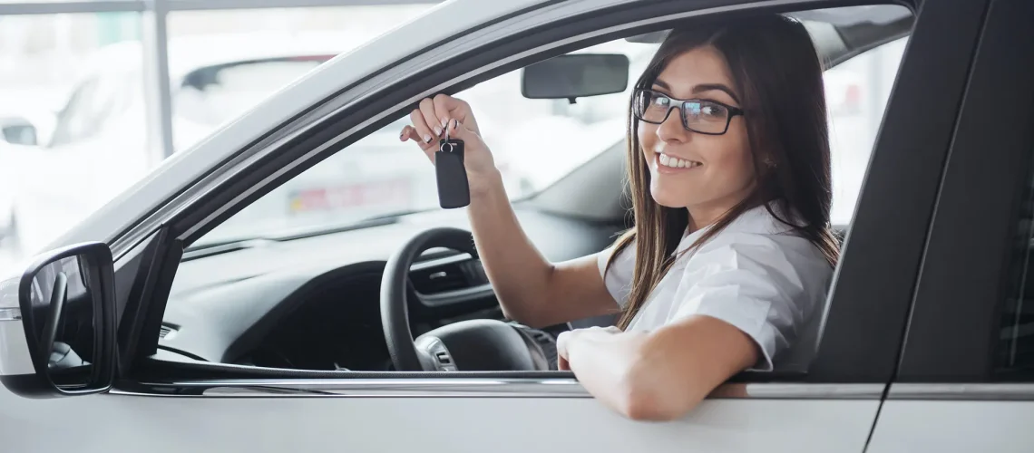 woman-in-car-with-car-keys